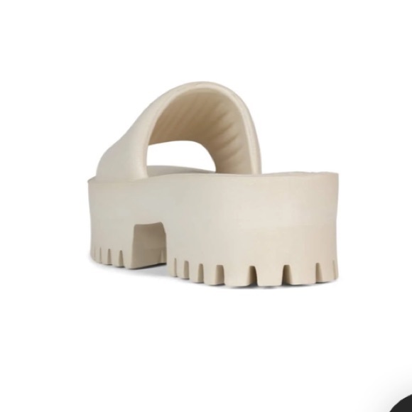 Jeffrey Campbell Summertime Sandal in Sea Salt, Size: 7 - Picture 3 of 11